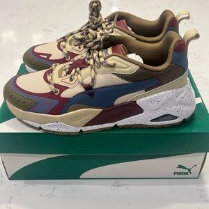 PUMA - WOMENS TRC MIRA TECH OUTDOOR SHOES - W8.5